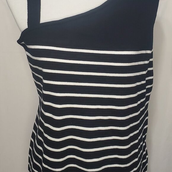 NWT Black and White August Silk One Shoulder Top Size XL - Picture 7 of 7